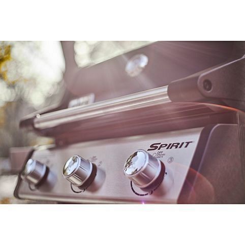 Газовый гриль Weber Spirit E-315, чёрный